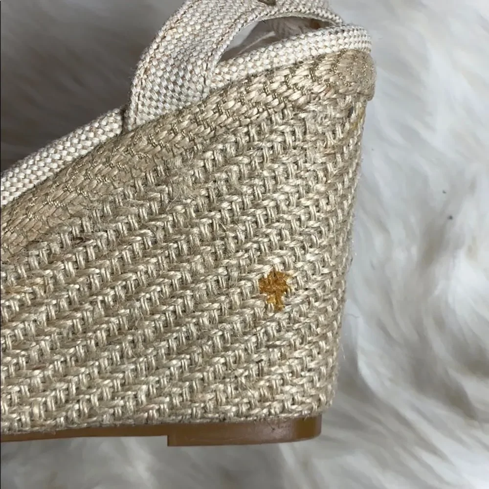 Kelly & Katie‎ Hanah Metallic Wedge Sandals Sz 9.5